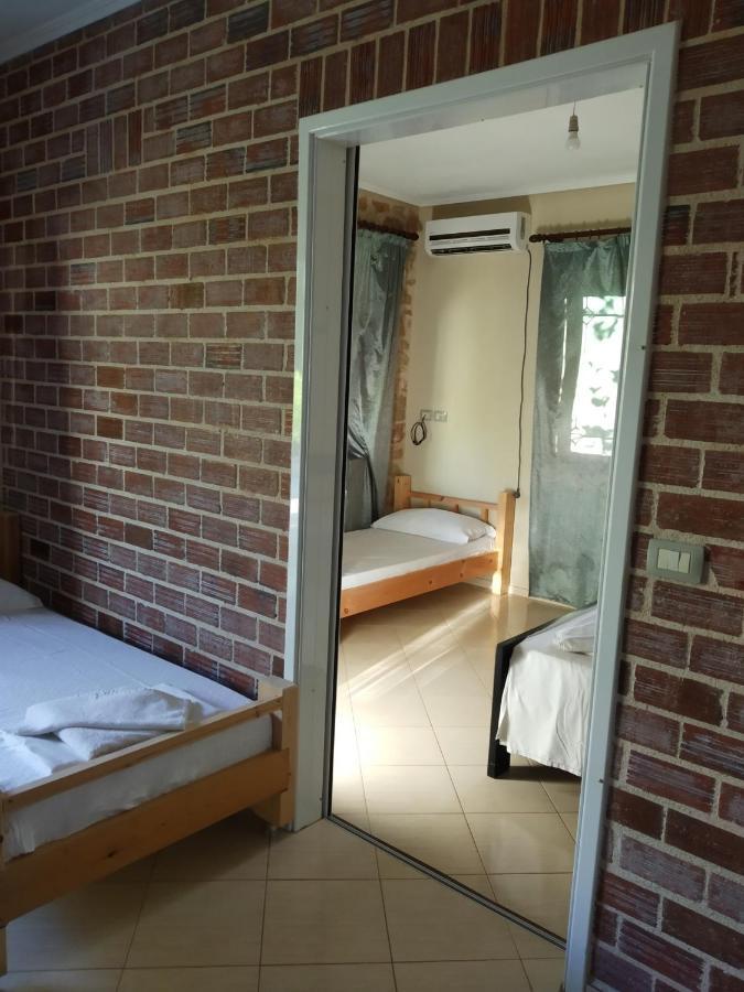 Altin Skrapari Guesthouse Ksamil Zewnętrze zdjęcie