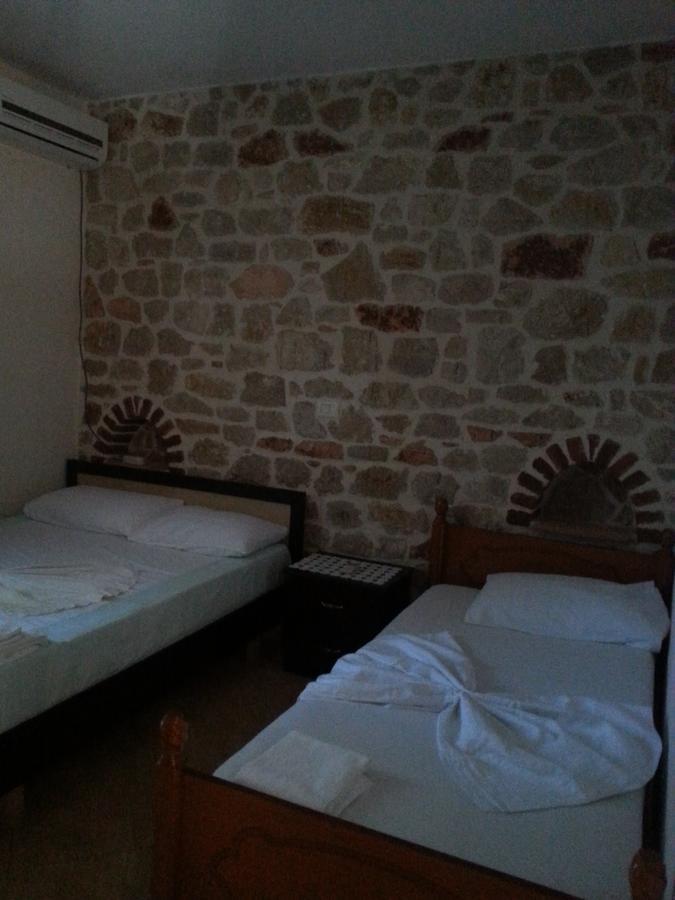 Altin Skrapari Guesthouse Ksamil Zewnętrze zdjęcie